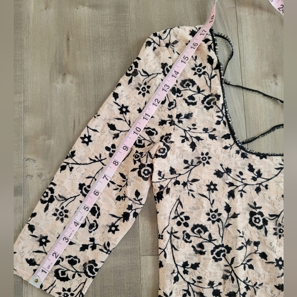 TWO Free People Intimately Free Lace Top Half Sleeve Sheer Women's Large‎ Shirts - Picture 10 of 10